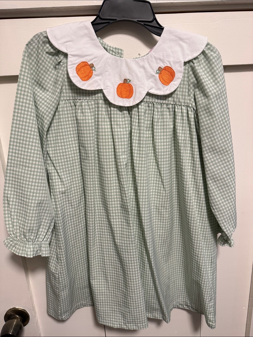 Girls' Light Green Gingham Dress with Embroidered Pumpkin Collar